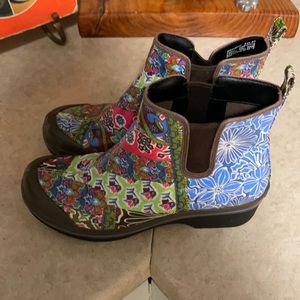 Dansko short rain boots